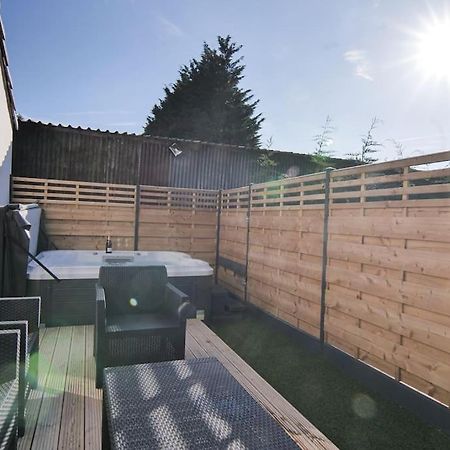 Hoxne Cottages - Rose Cottage With Private Hot Tub York Exteriér fotografie